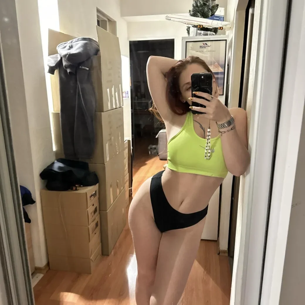 Alisa Fox thumbnail 15