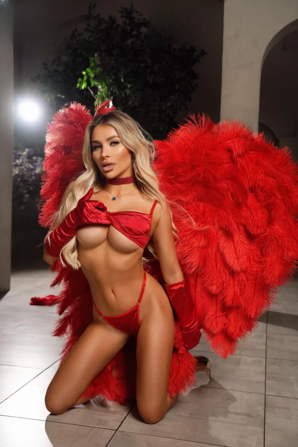 Karolina thumbnail 13