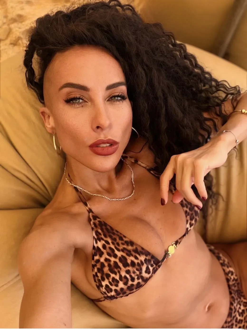 IREN LOVES ANAL thumbnail 9
