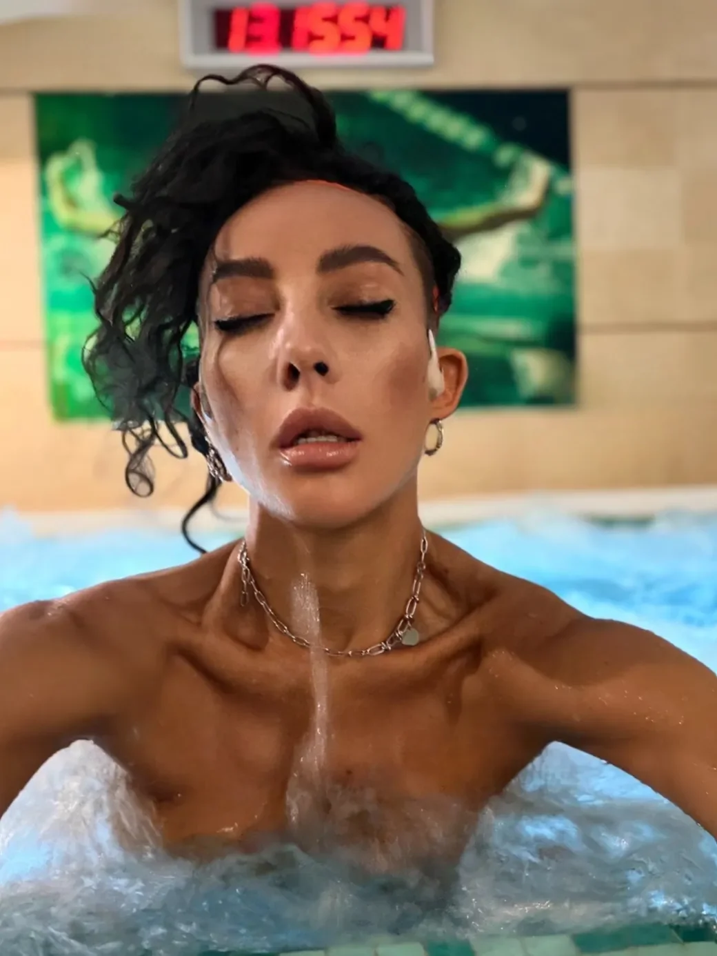 IREN LOVES ANAL thumbnail 10