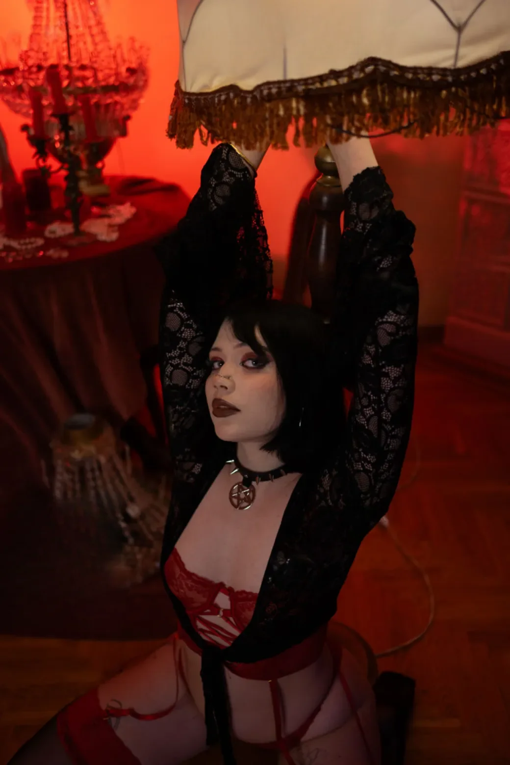 Adel thumbnail 6