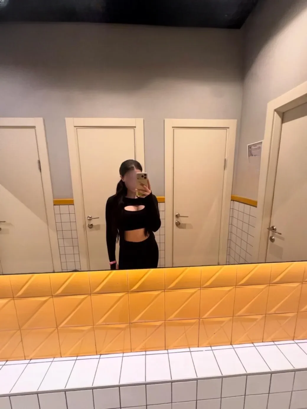 Chanel thumbnail 11