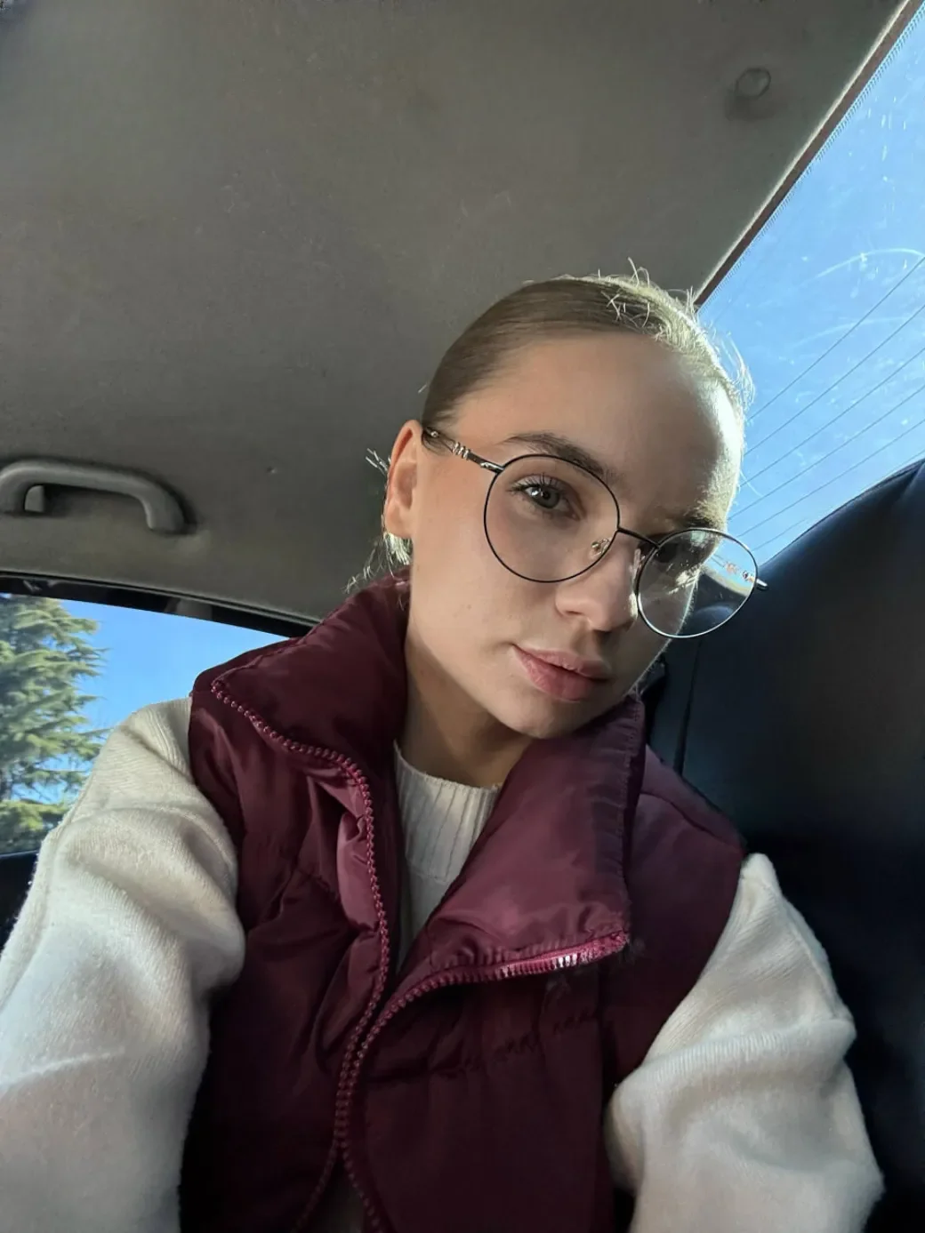Erika thumbnail 10