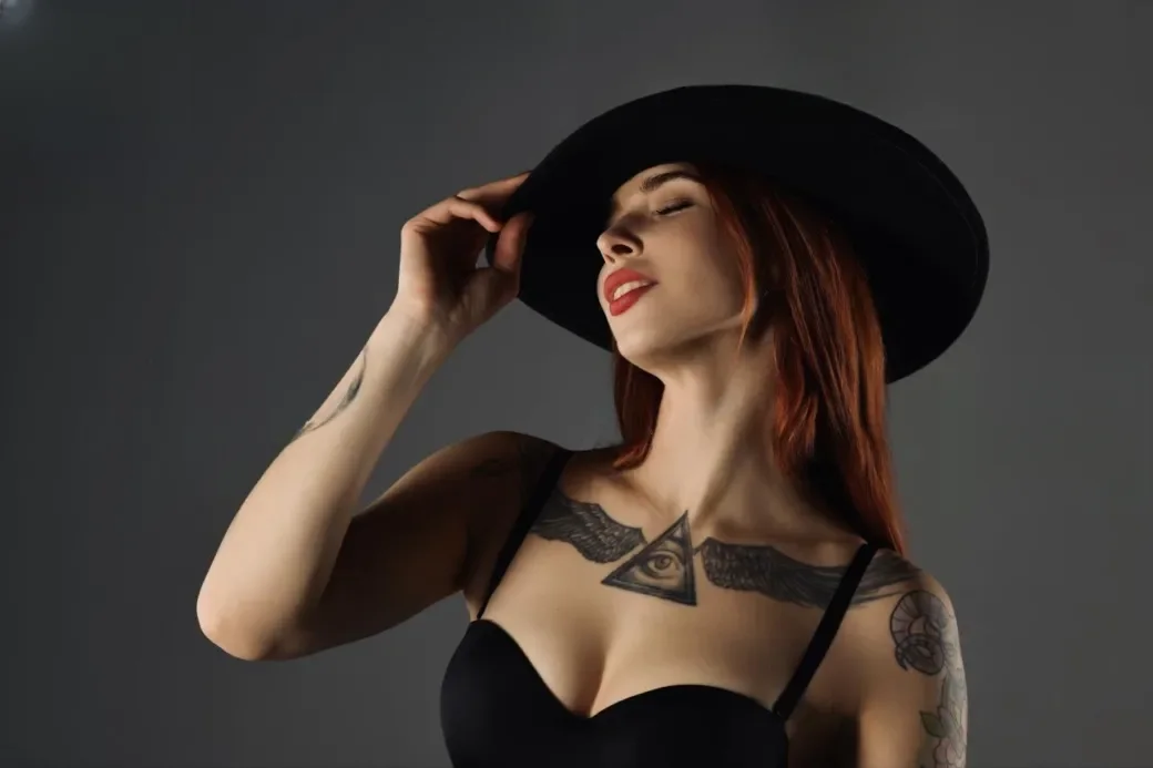 Helena Hey thumbnail 12
